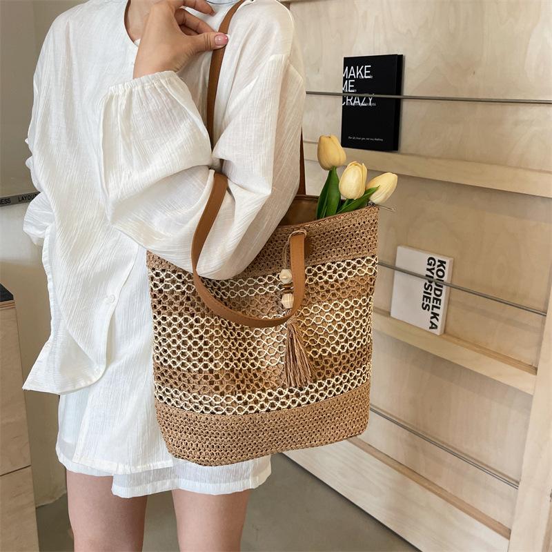 Summer Stripe Straw Sholder Bags With Tassel Pendant Fashion Large Capacity Seaside Vacation Beach Bags 3