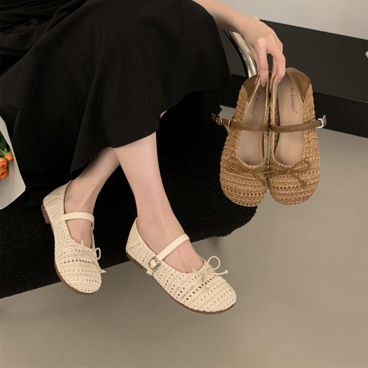 Retro Hollow Breathable Woven Mary Jane Shoes Women